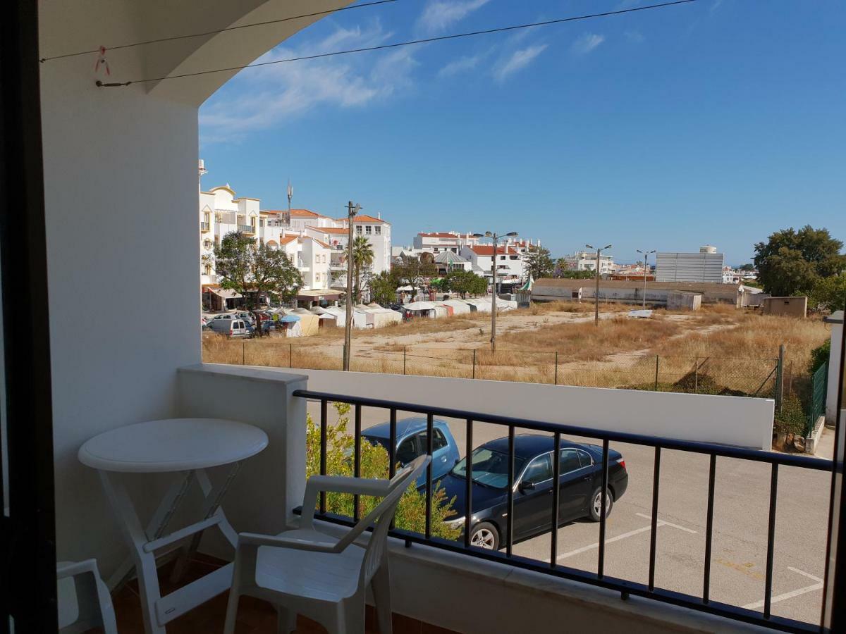 Apartment On The Strip Albufeira Exterior foto