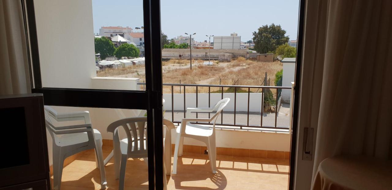 Apartment On The Strip Albufeira Exterior foto